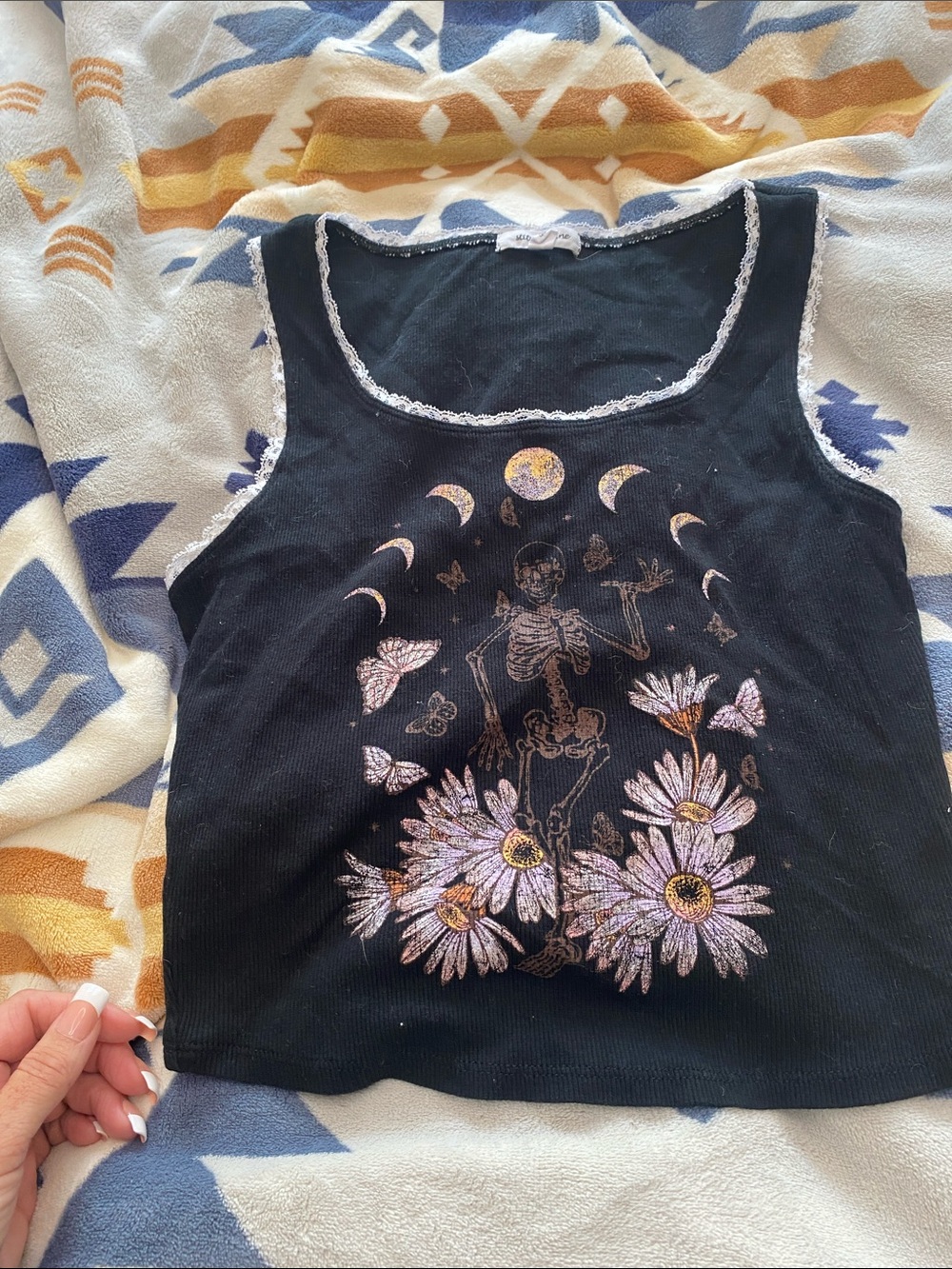 Girls Black Lace-Trim Skeleton & Daisy Graphic Tank Top